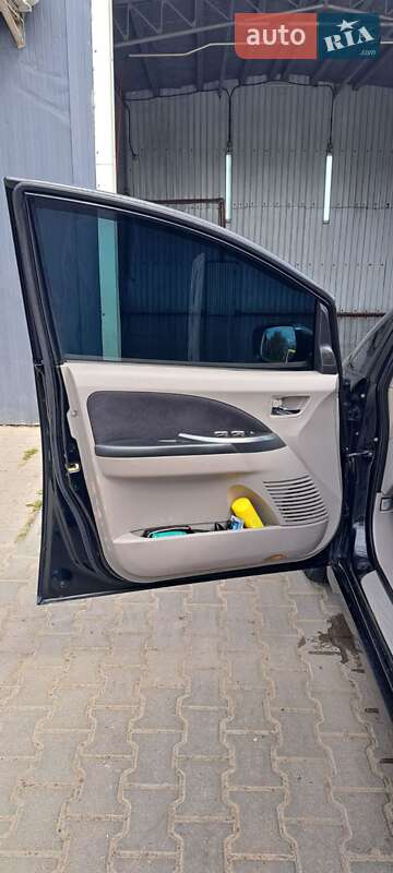 Минивэн Mitsubishi Grandis 2006 в Дрогобыче