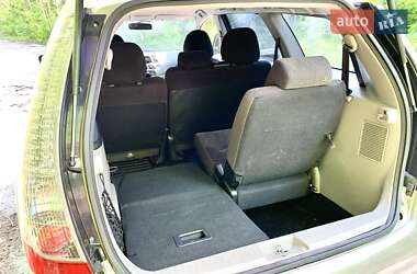 Минивэн Mitsubishi Grandis 2006 в 