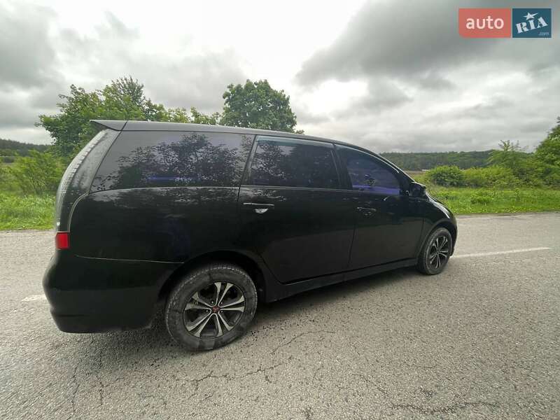 Минивэн Mitsubishi Grandis 2008 в Остроге фото 2 Минивэн Mitsubishi Grandis 2008 в Остроге