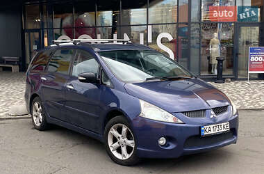 Минивэн Mitsubishi Grandis 2008 в 