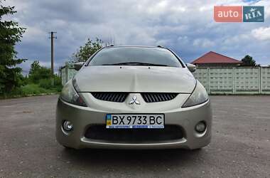 Минивэн Mitsubishi Grandis 2006 в 