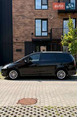 Мінівен Mitsubishi Grandis 2008 в 