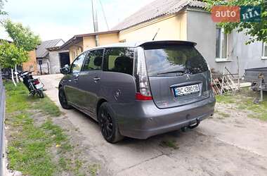 Минивэн Mitsubishi Grandis 2008 в 