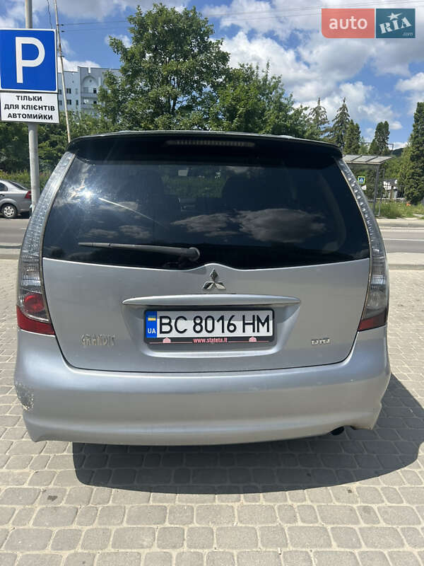 Мінівен Mitsubishi Grandis 2005 в Львові