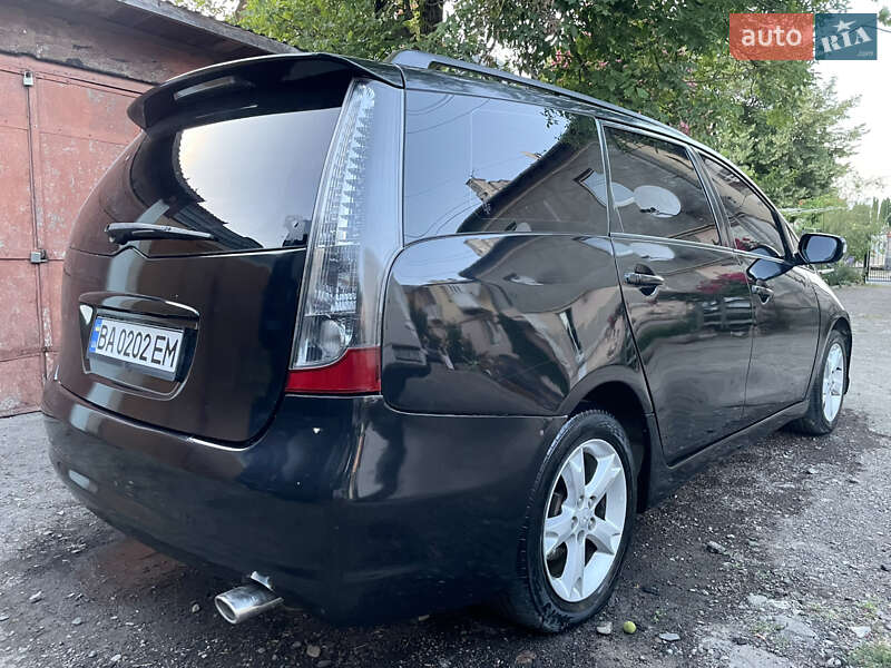 Мінівен Mitsubishi Grandis 2005 в Чернівцях