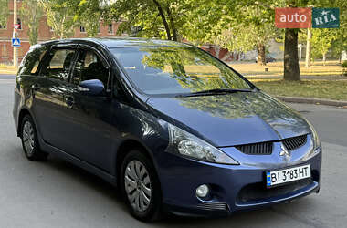 Минивэн Mitsubishi Grandis 2006 в 