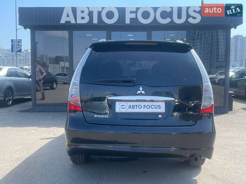 Минивэн Mitsubishi Grandis 2008 в Киеве