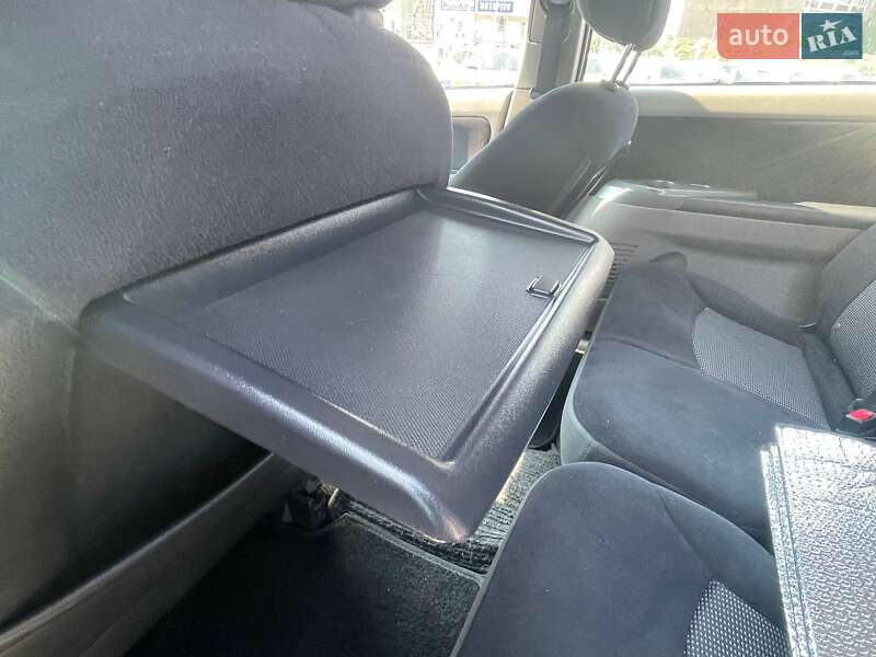 Минивэн Mitsubishi Grandis 2008 в Киеве