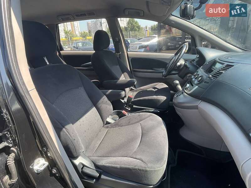 Минивэн Mitsubishi Grandis 2008 в Киеве