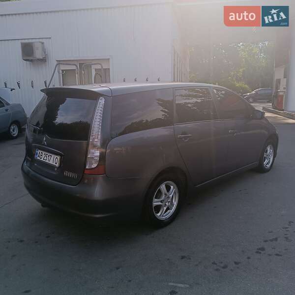 Минивэн Mitsubishi Grandis 2008 в Виннице
