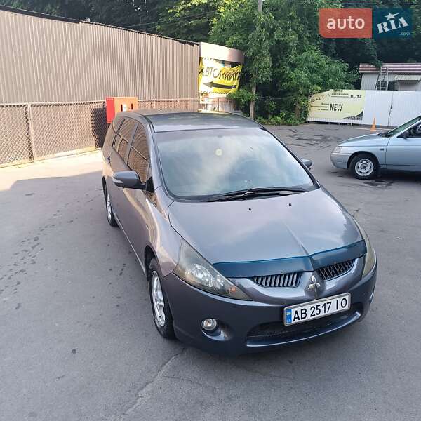 Минивэн Mitsubishi Grandis 2008 в Виннице
