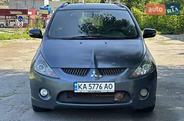 Минивэн Mitsubishi Grandis 2006 в 