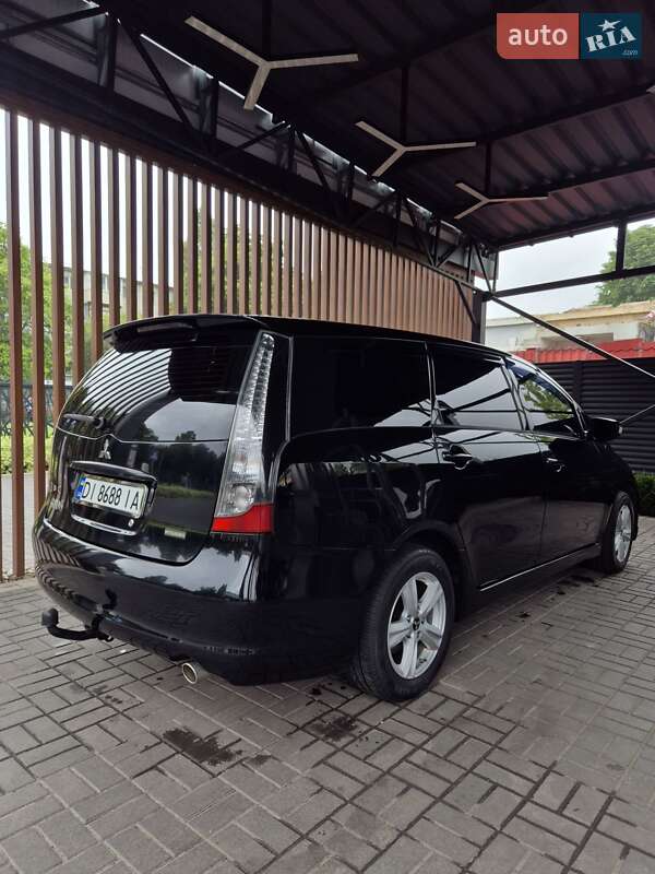 Минивэн Mitsubishi Grandis 2006 в Черкассах