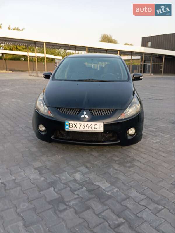 Мінівен Mitsubishi Grandis 2009 в Кам'янець-Подільському