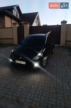 Мінівен Mitsubishi Grandis 2005 в 