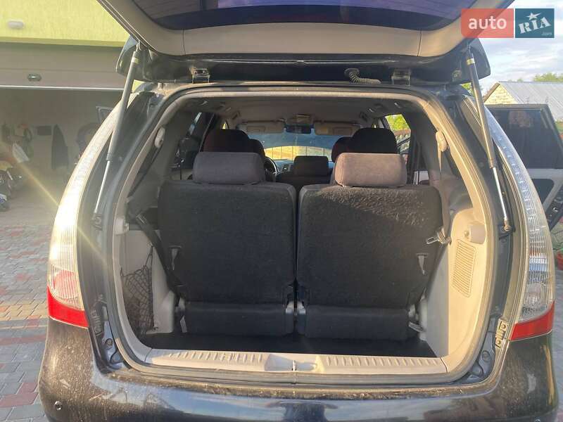 Минивэн Mitsubishi Grandis 2008 в Львове