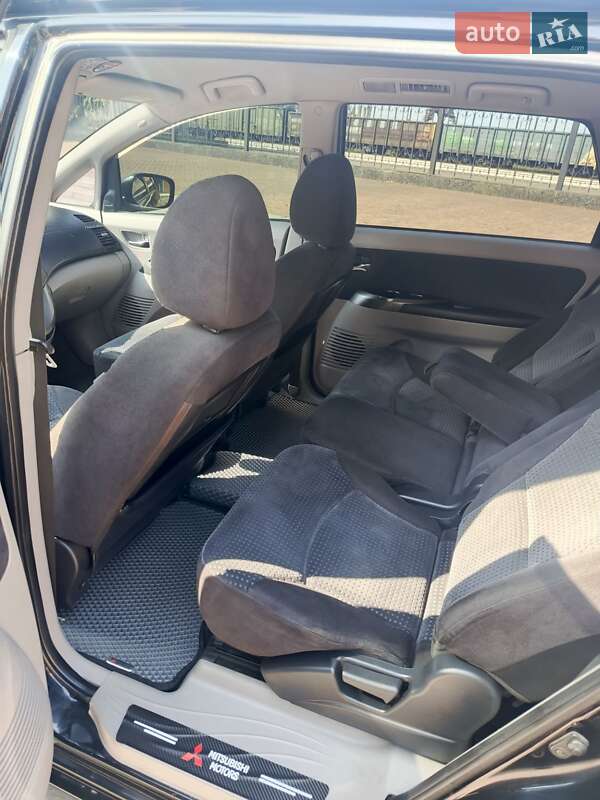 Минивэн Mitsubishi Grandis 2006 в Чернигове