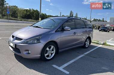 Минивэн Mitsubishi Grandis 2004 в Киеве