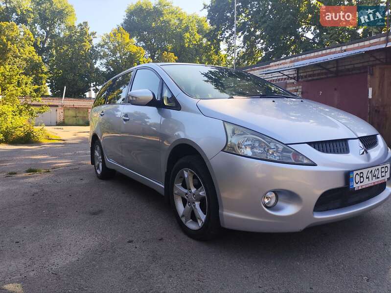 Минивэн Mitsubishi Grandis 2008 в Чернигове фото 12 Минивэн Mitsubishi Grandis 2008 в Чернигове