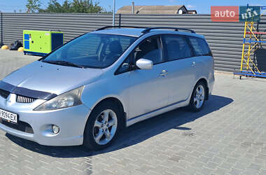 Минивэн Mitsubishi Grandis 2004 в Раздельной