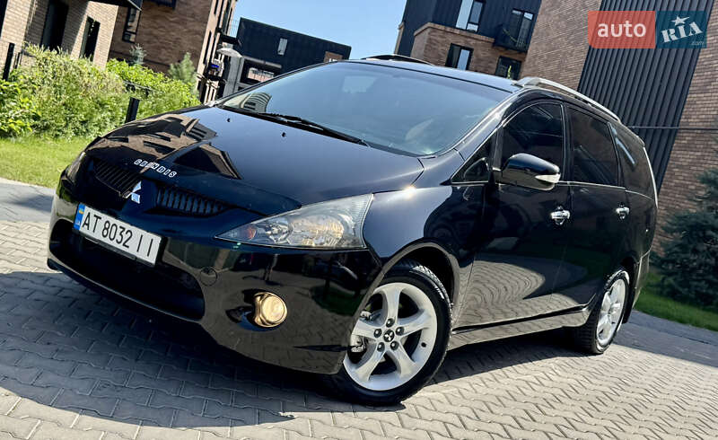 Мінівен Mitsubishi Grandis 2007 в Івано-Франківську