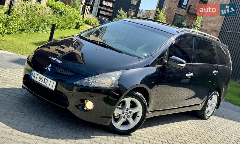 Мінівен Mitsubishi Grandis 2007 в Івано-Франківську