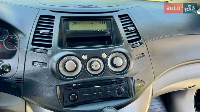 Мінівен Mitsubishi Grandis 2007 в Івано-Франківську