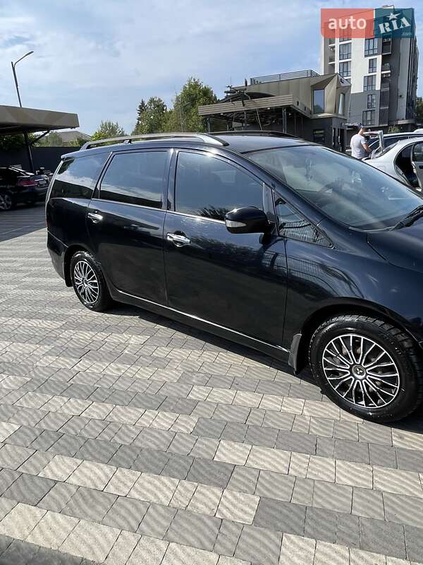 Минивэн Mitsubishi Grandis 2006 в Ужгороде