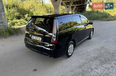 Минивэн Mitsubishi Grandis 2008 в 