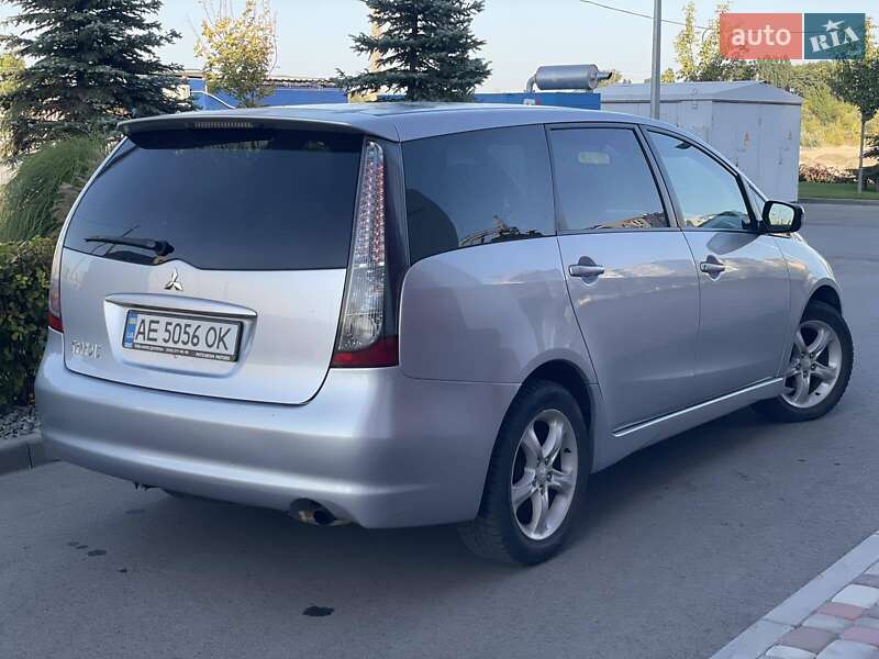 Минивэн Mitsubishi Grandis 2006 в Днепре