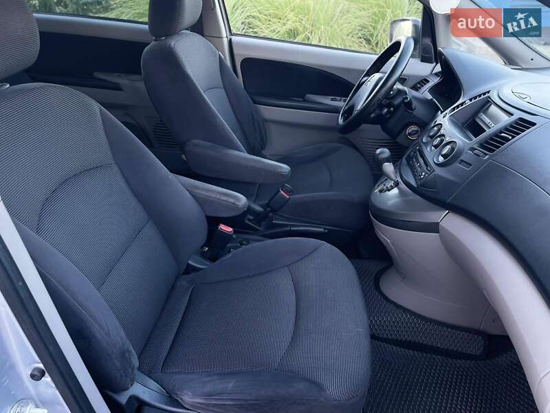Минивэн Mitsubishi Grandis 2006 в Днепре