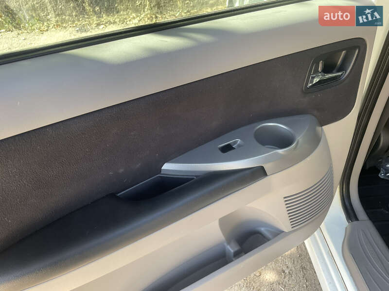 Мінівен Mitsubishi Grandis 2008 в Кропивницькому фото 8 Мінівен Mitsubishi Grandis 2008 в Кропивницькому