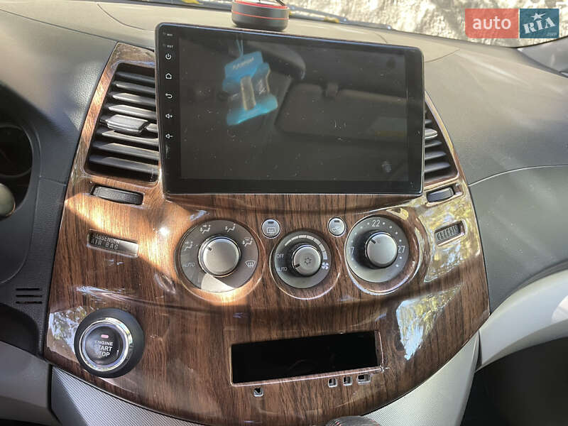 Мінівен Mitsubishi Grandis 2008 в Кропивницькому фото 10 Мінівен Mitsubishi Grandis 2008 в Кропивницькому