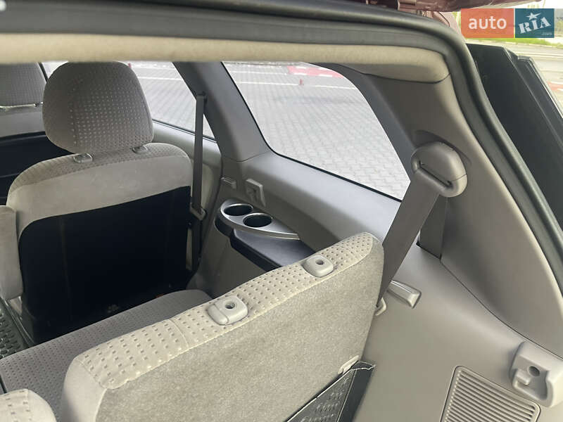 Мінівен Mitsubishi Grandis 2005 в Хмельницькому фото 19 Мінівен Mitsubishi Grandis 2005 в Хмельницькому