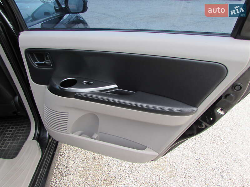 Минивэн Mitsubishi Grandis 2007 в Кропивницком фото 16 Минивэн Mitsubishi Grandis 2007 в Кропивницком