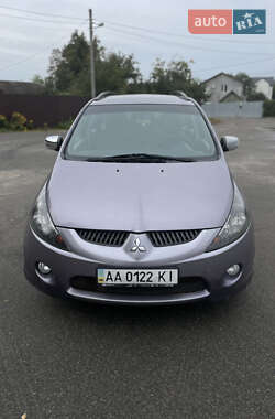 Мінівен Mitsubishi Grandis 2005 в Києві