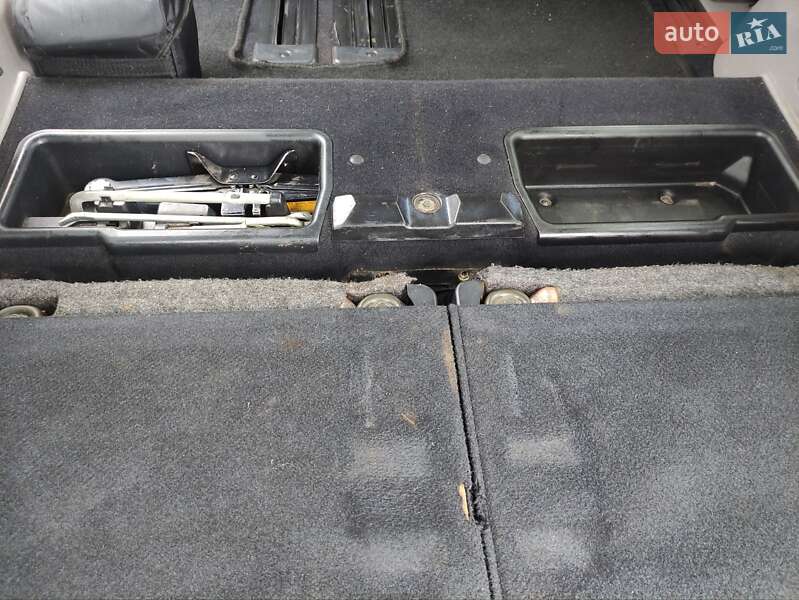 Минивэн Mitsubishi Grandis 2005 в Звягеле фото 22 Минивэн Mitsubishi Grandis 2005 в Звягеле