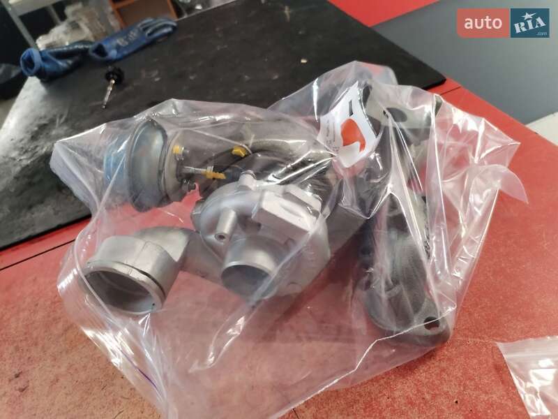 Минивэн Mitsubishi Grandis 2005 в Звягеле фото 2 Минивэн Mitsubishi Grandis 2005 в Звягеле