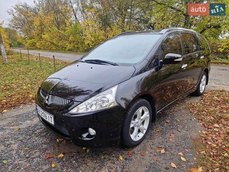 Mitsubishi Grandis 2007