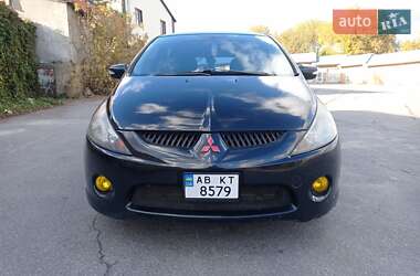 Минивэн Mitsubishi Grandis 2007 в 