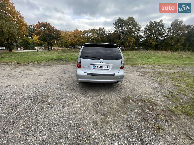 Минивэн Mitsubishi Grandis 2004 в Киеве фото 8 Минивэн Mitsubishi Grandis 2004 в Киеве