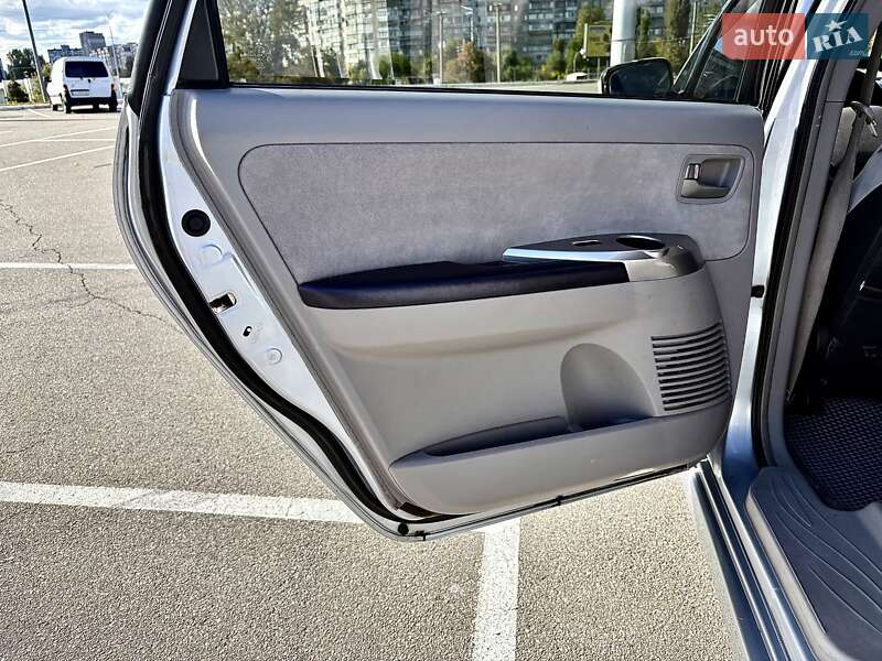 Минивэн Mitsubishi Grandis 2005 в Киеве фото 15 Минивэн Mitsubishi Grandis 2005 в Киеве