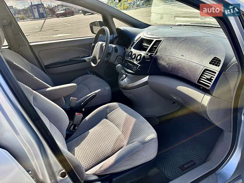 Минивэн Mitsubishi Grandis 2005 в Киеве фото 16 Минивэн Mitsubishi Grandis 2005 в Киеве