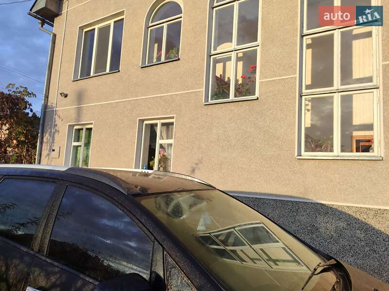 Минивэн Mitsubishi Grandis 2007 в Калуше