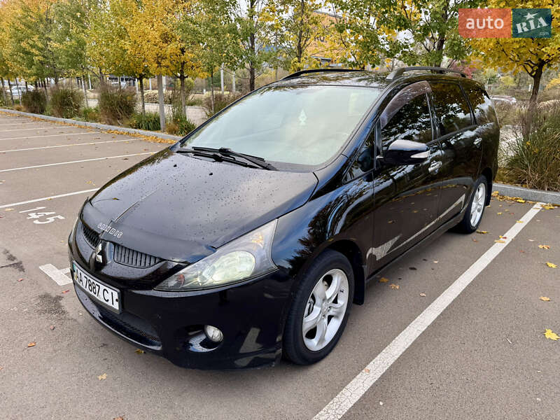 Мінівен Mitsubishi Grandis 2007 в Києві фото Мінівен Mitsubishi Grandis 2007 в Києві