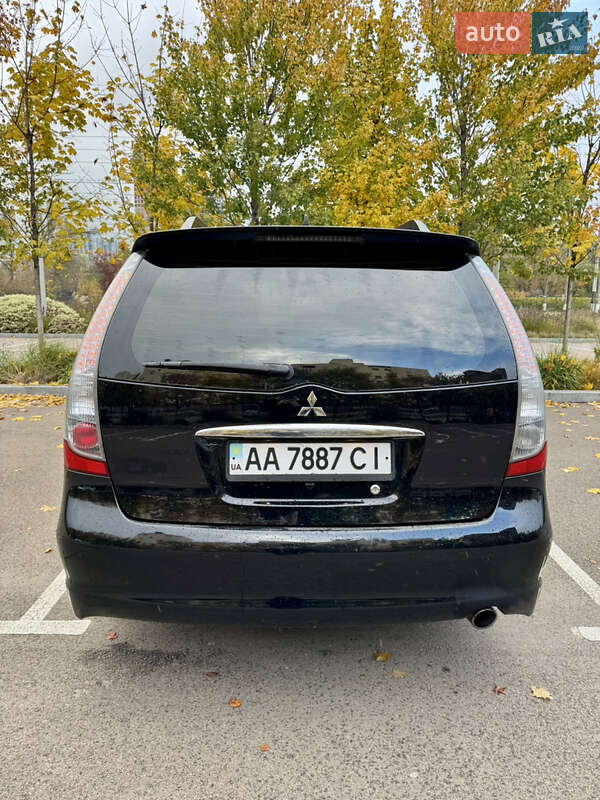 Мінівен Mitsubishi Grandis 2007 в Києві фото 13 Мінівен Mitsubishi Grandis 2007 в Києві