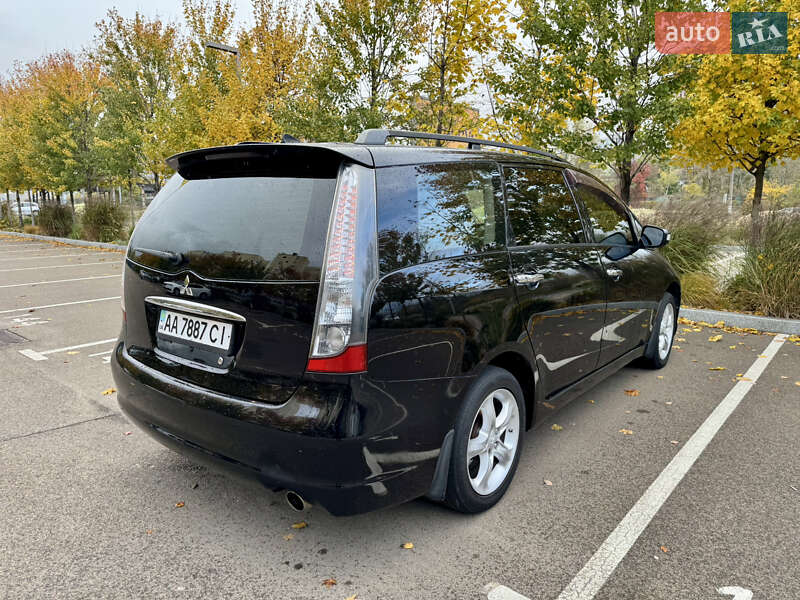 Мінівен Mitsubishi Grandis 2007 в Києві фото 17 Мінівен Mitsubishi Grandis 2007 в Києві