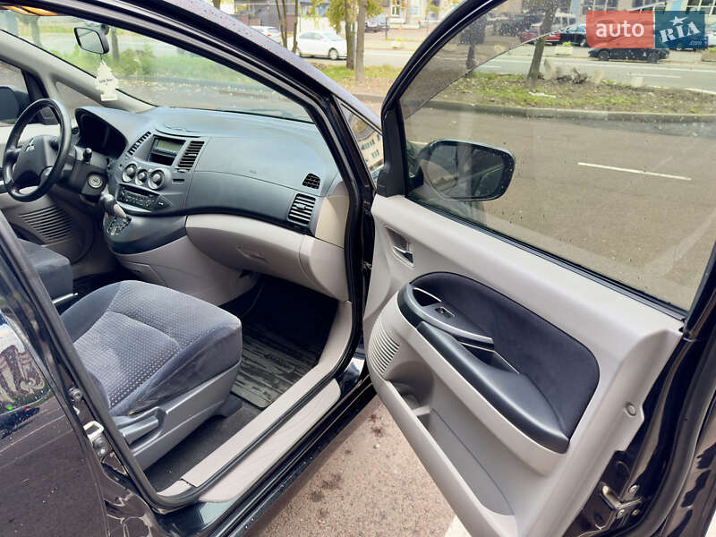 Мінівен Mitsubishi Grandis 2007 в Києві фото 22 Мінівен Mitsubishi Grandis 2007 в Києві