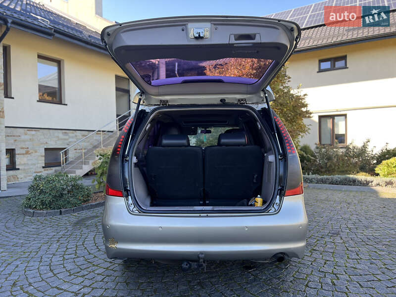 Мінівен Mitsubishi Grandis 2007 в Жовкві