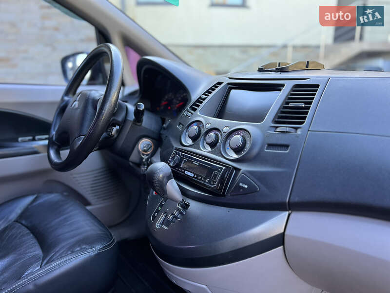Мінівен Mitsubishi Grandis 2007 в Жовкві
